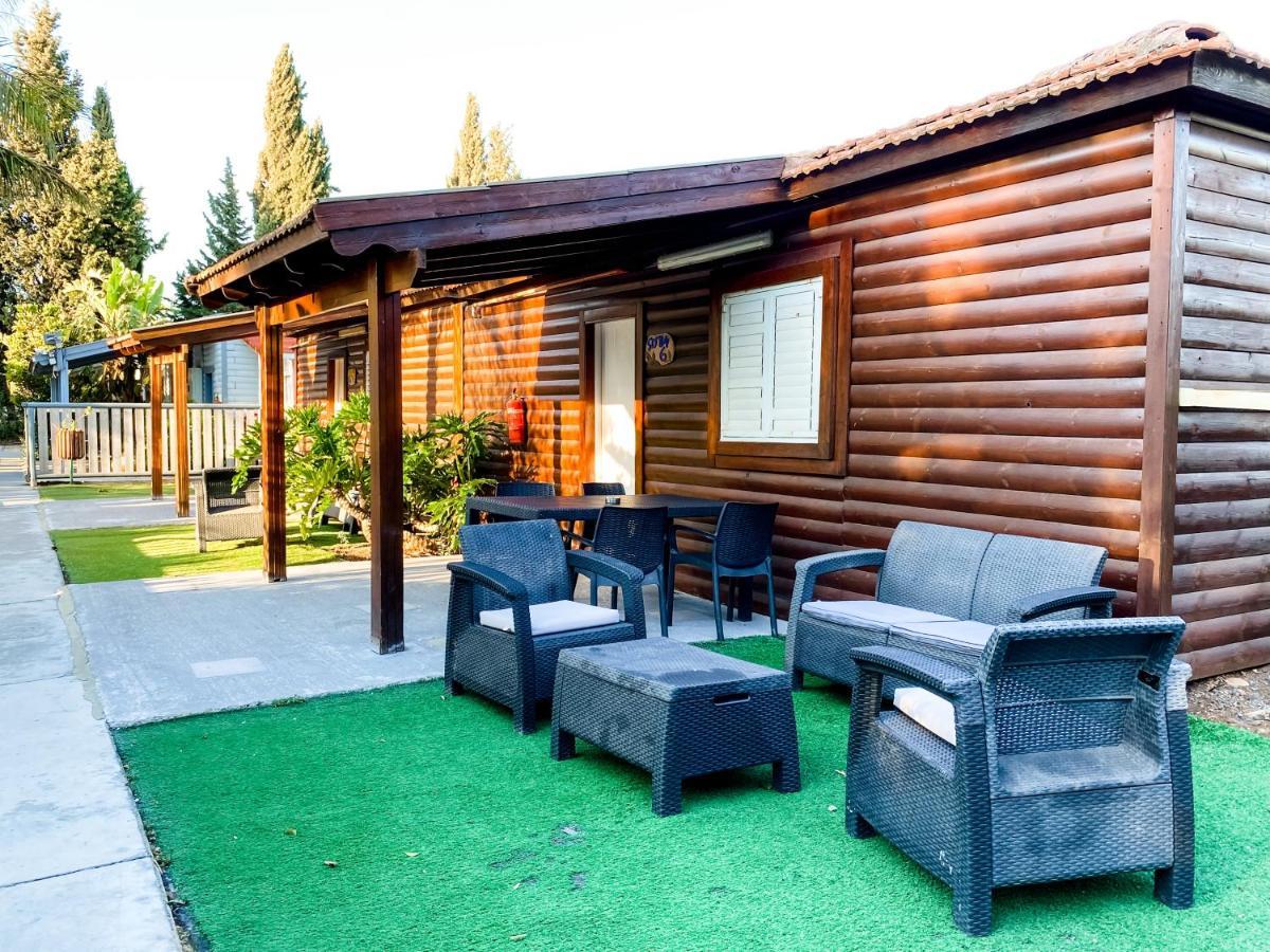 Hotel Etzel Tami Hospitality à Neot Golan Extérieur photo